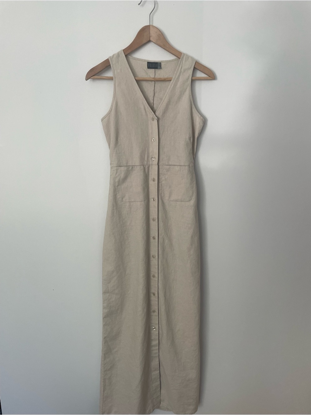 Sleeveless 90s Maxi Dress in Cream